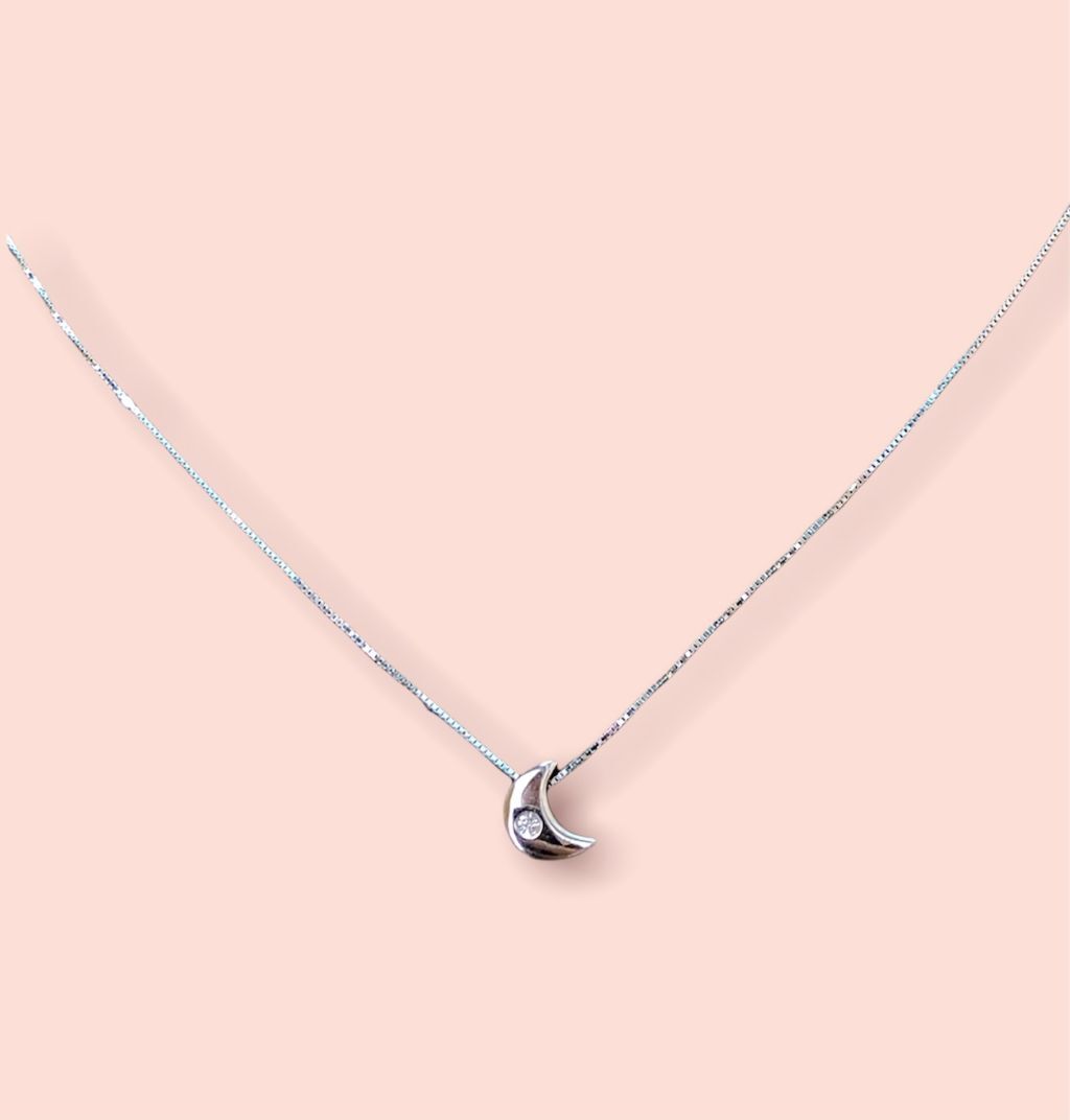 Collana punto luce luna