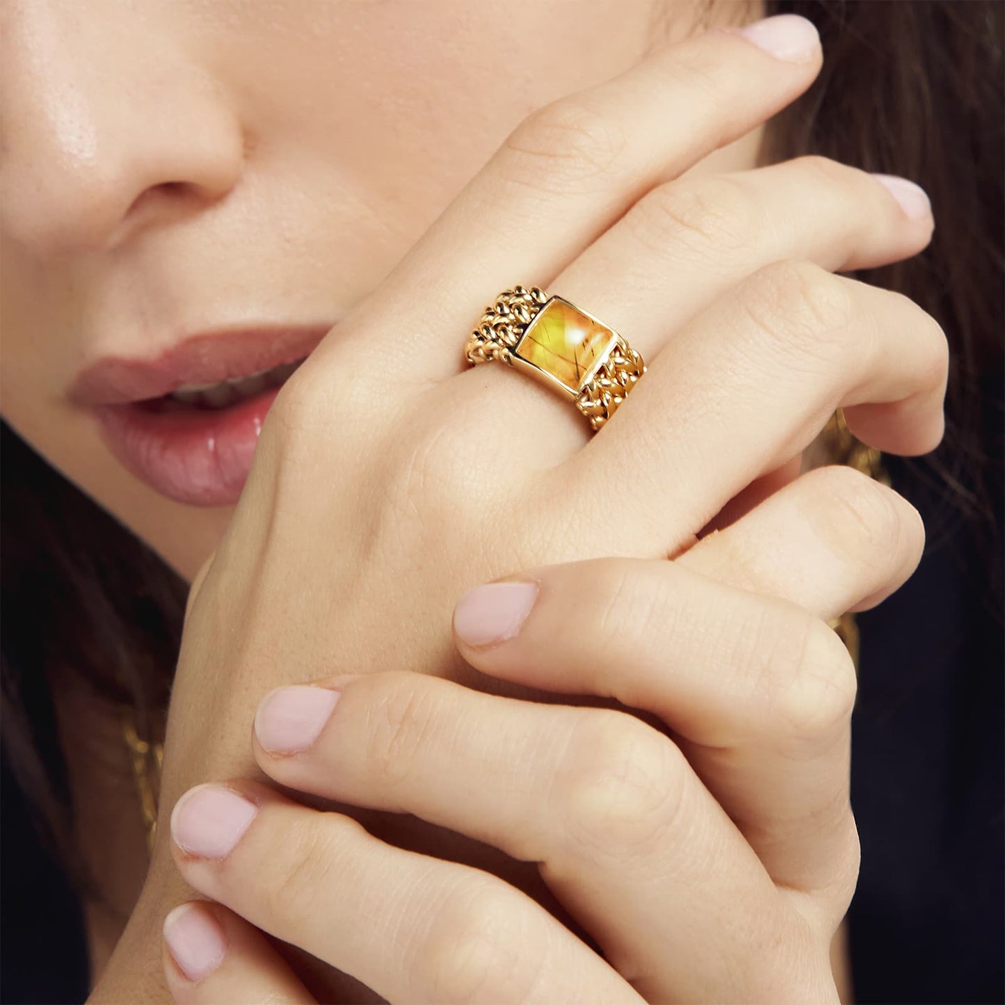 Anello Unoaerre con quarzo giallo