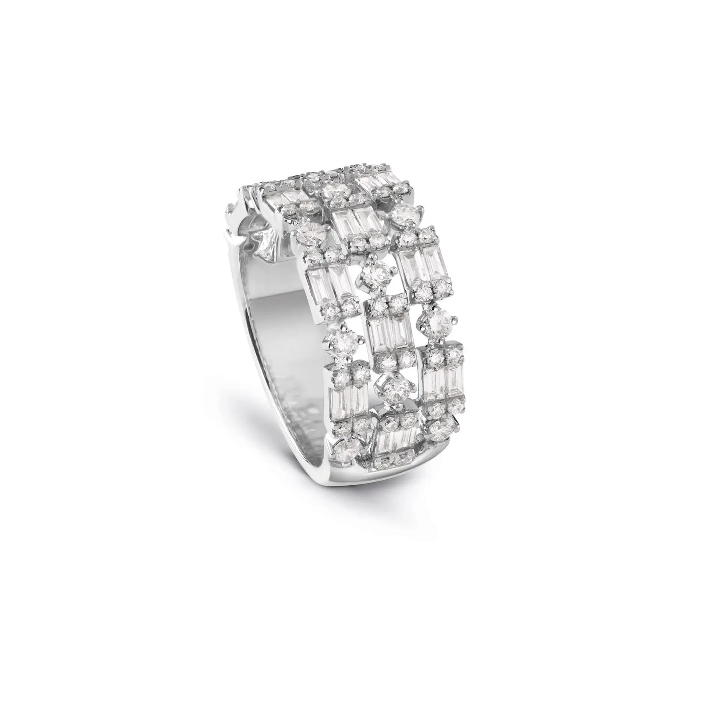 Anello Salvini fascione oro e diamanti