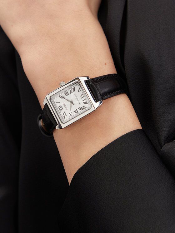 Orologio Casio rectangular pelle nera