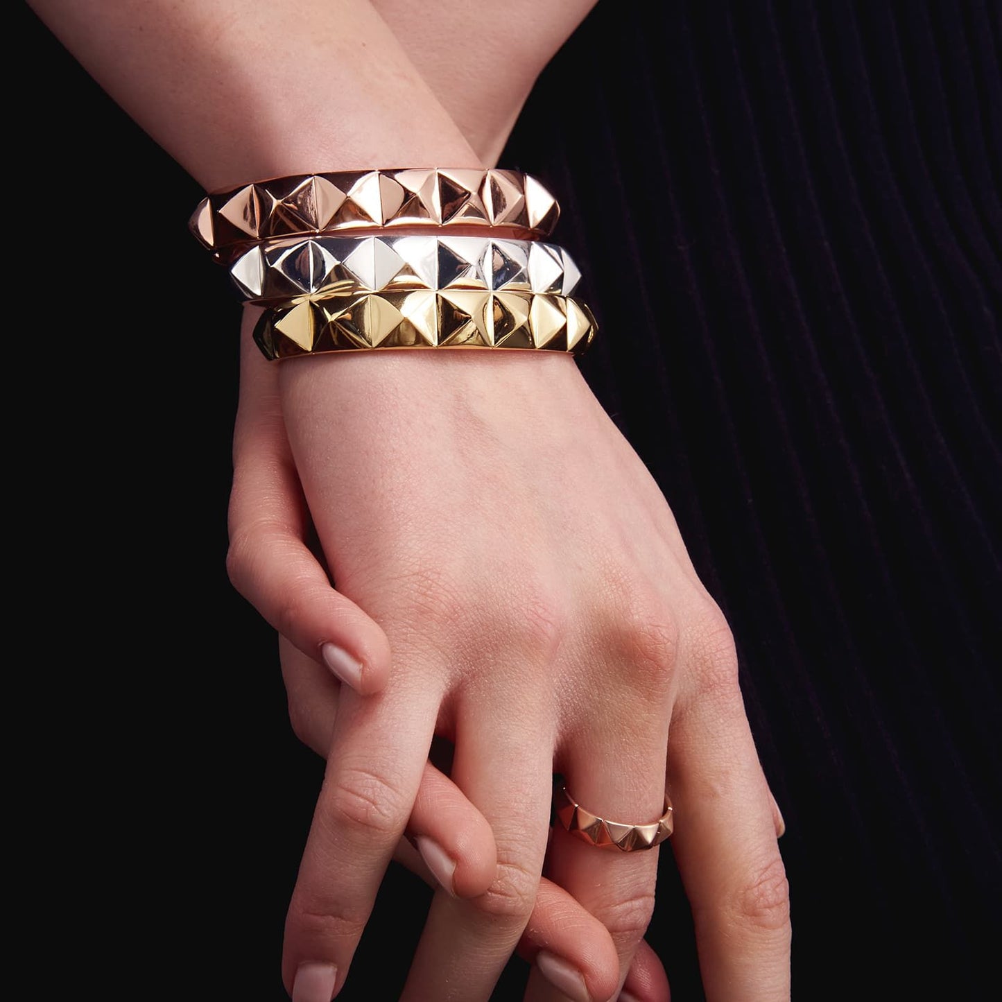 Bracciale Unoaerre rigido Piramidi