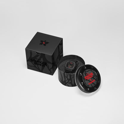 G-SHOCK x STRANGER THINGS
ORIGIN
SERIE 5600
DW-5600STT-1