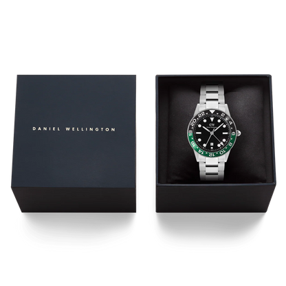 Daniel Wellington Iconic GMT Link Black Green Ceramic Bezel Silver
